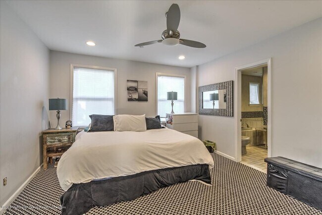 Building Photo - 24 Mt Dr