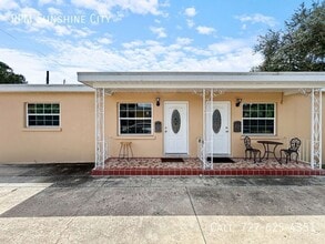 Building Photo - 2613 E Clark St