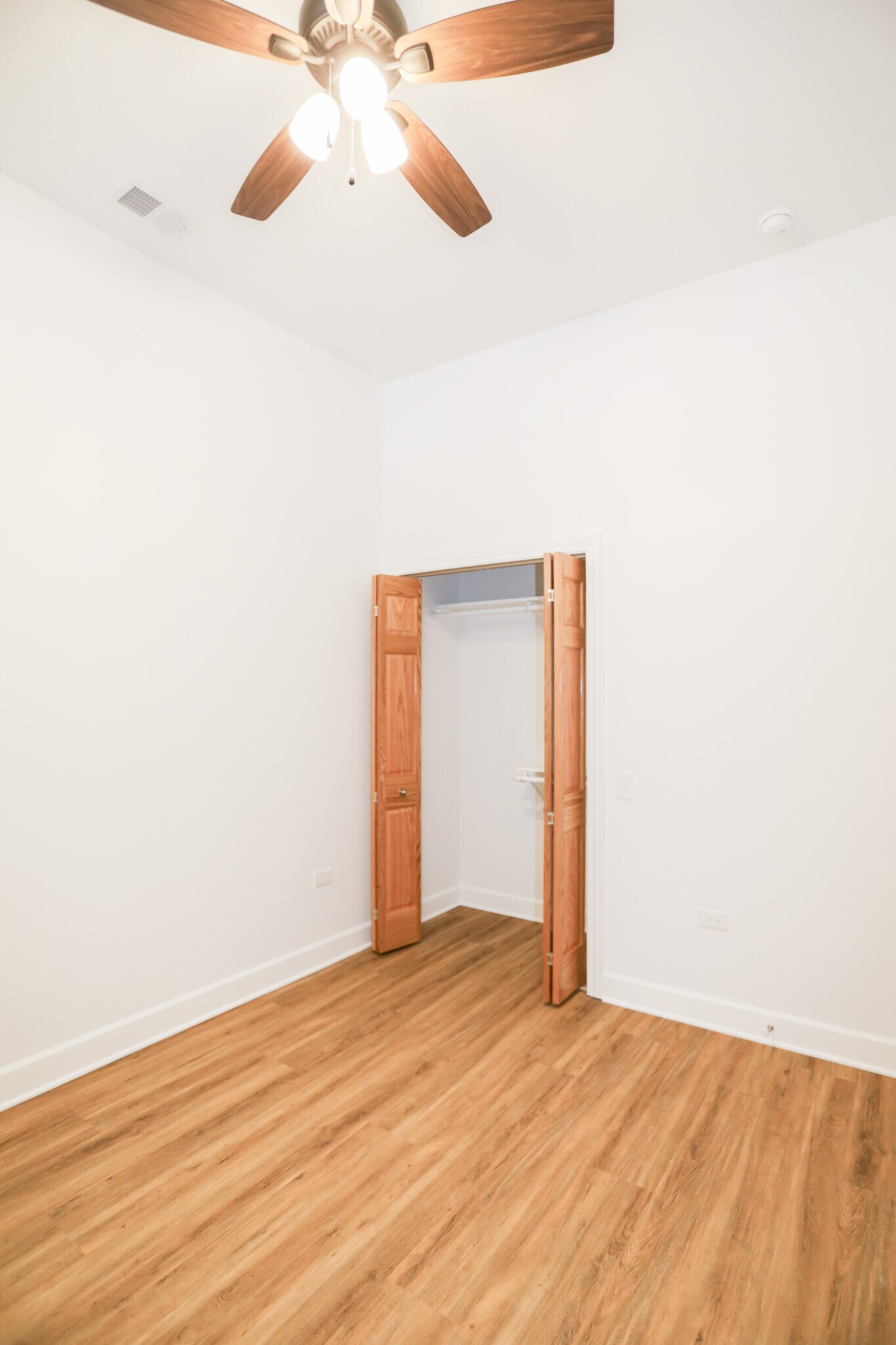 Building Photo - 3158 N Broadway St