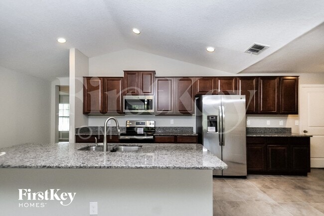 Building Photo - 9725 Sage Creek Dr