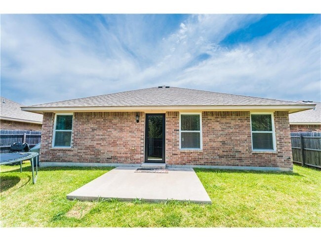 Building Photo - 309 Spring Creek Rd