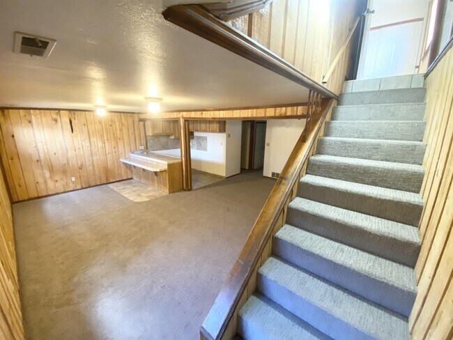 Building Photo - 648 N 1050 W