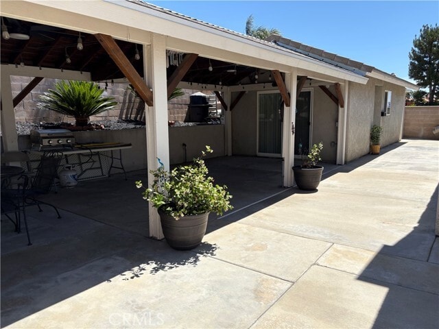 Building Photo - 2484 W Calle Vista Dr