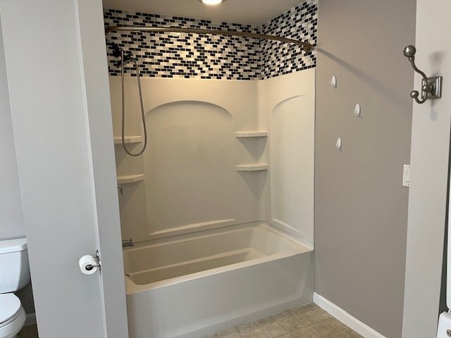 Bathroom - 99 Orleans St