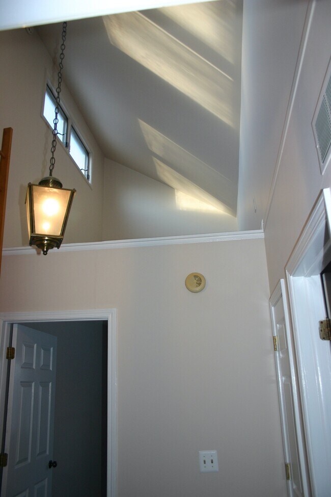 Loft - 1750 W Liberty St