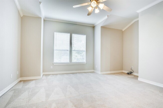 Building Photo - 3610 Gillespie St