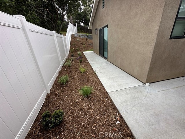 Building Photo - 1155 N Currier Ave