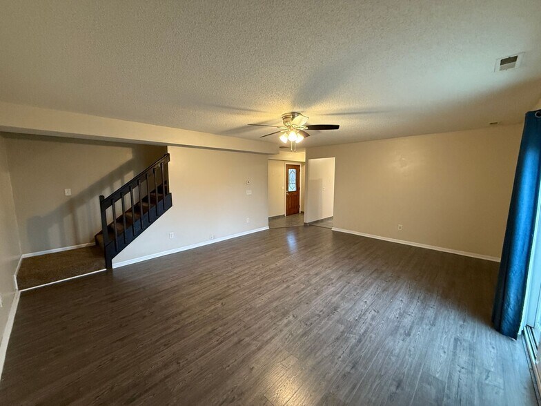 Building Photo - 6316 High Point Run