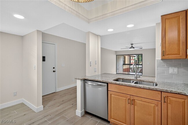 Building Photo - 6136 Whiskey Creek Dr