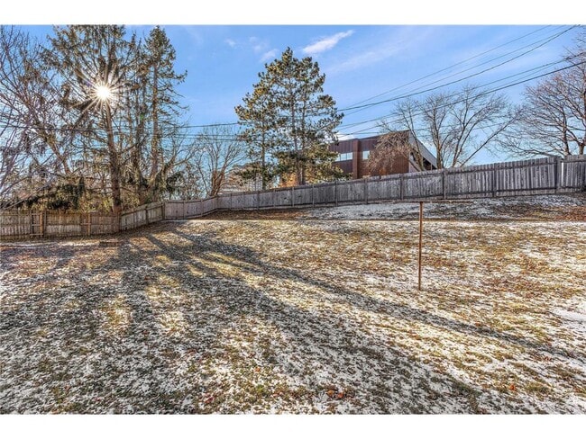 Building Photo - 7616 Xerxes Ave S