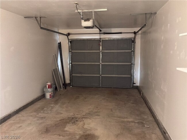 Building Photo - 2635 S Durango Dr