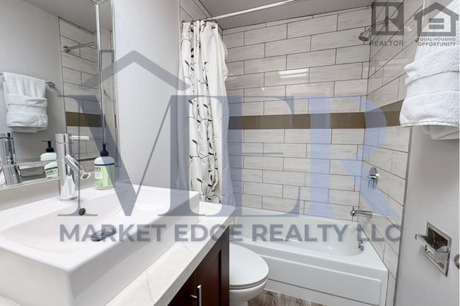 Building Photo - 2Bed/2Bath Furnished Home in Tucson! $199 ...
