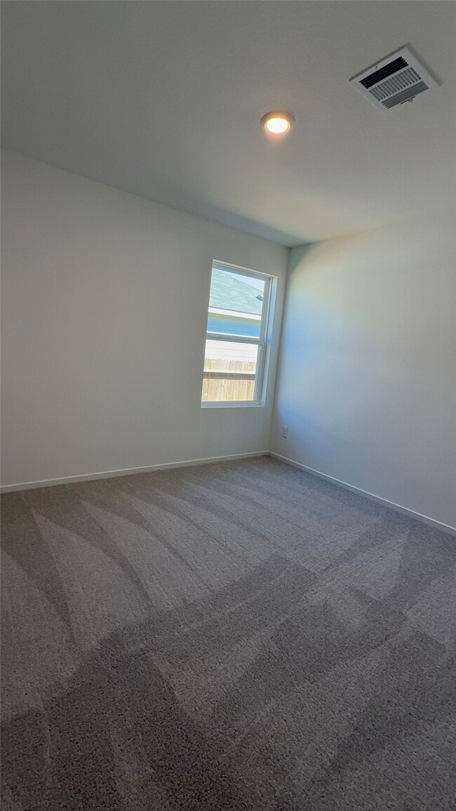 Building Photo - 327 Parkin Ct