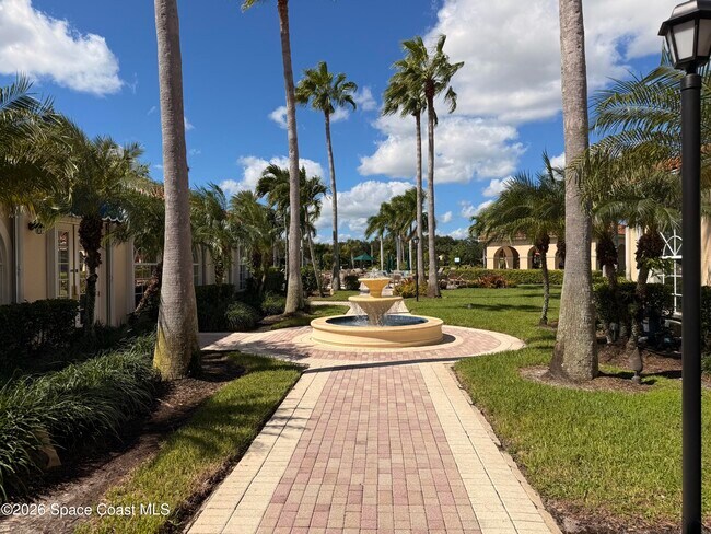 Building Photo - 633 NW Whitfield Way