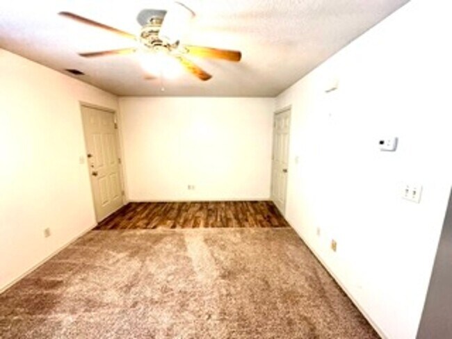 Building Photo - 1-Bed/ 1-Bath unit in Beautiful Loma Linda gated Subdivision Deposit-$825/Rent-$825
