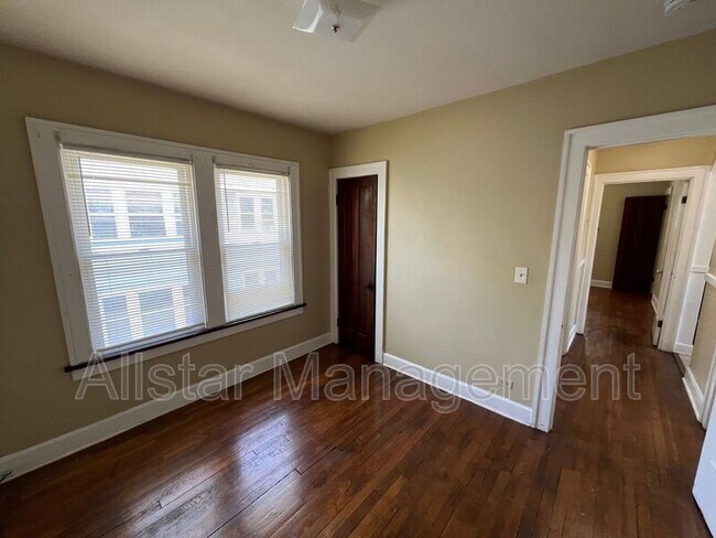 Building Photo - 17200 Grovewood Ave