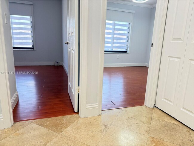 Building Photo - 2146 SW 103rd Pl