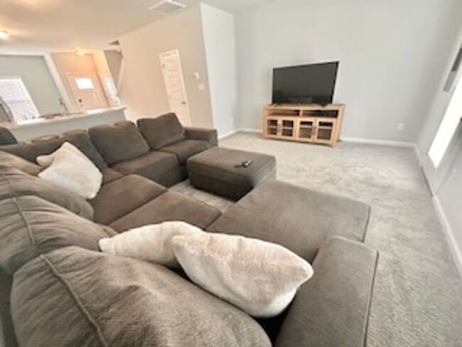 Building Photo - 156 Buckhorn Ave