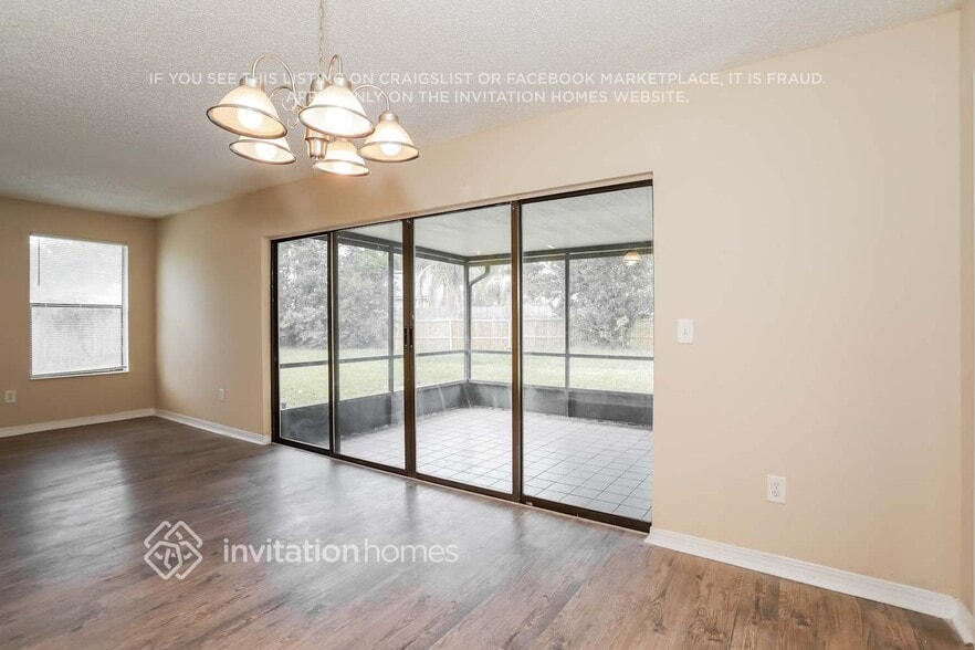 Building Photo - 8438 Sand Point Dr W