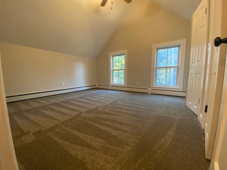 Building Photo - 437 Prospect Ave