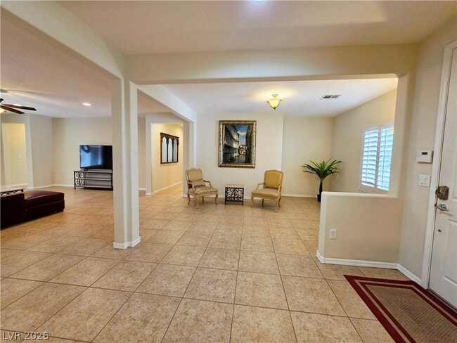 Building Photo - 2312 Perrysburg Dr