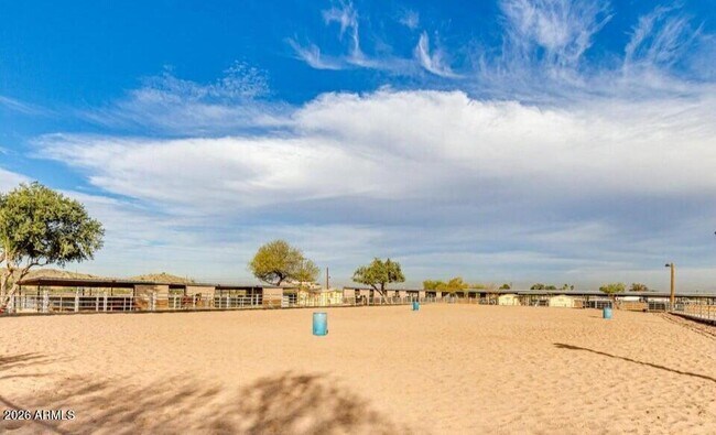 Building Photo - 3232 Carver Rd