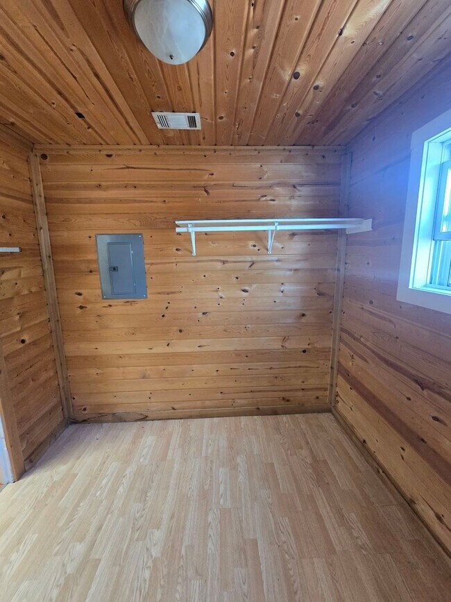 Building Photo - 3334 Michigan St