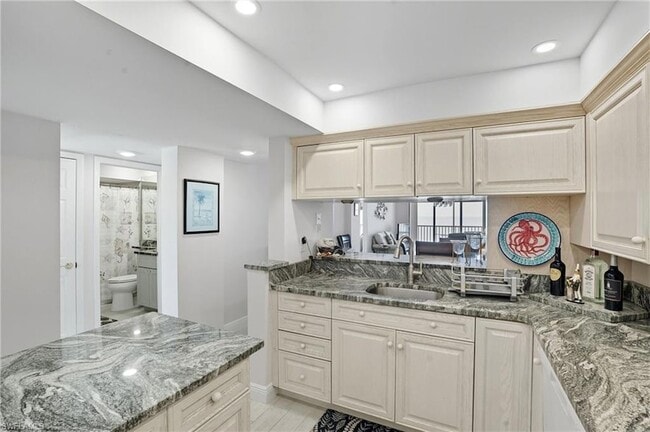 Building Photo - 25900 Hickory Blvd