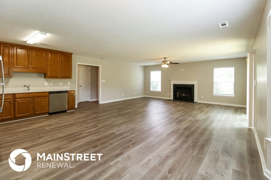 Building Photo - 4300 Marchwood Dr