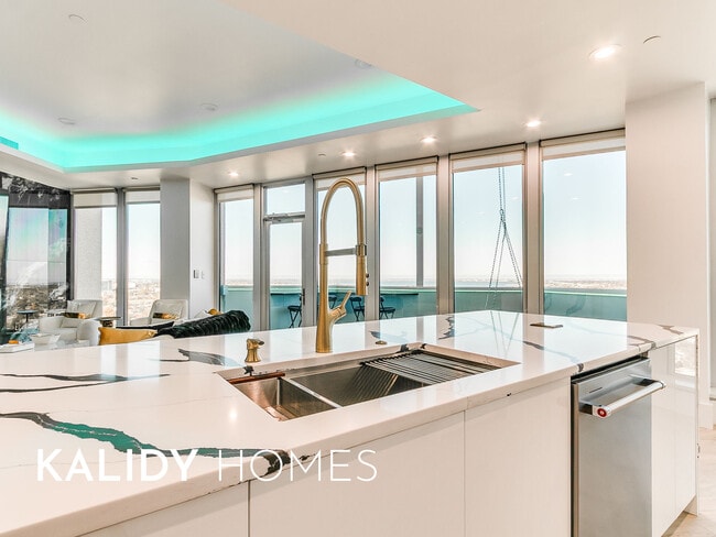 Building Photo - 5900 Mosteller Dr