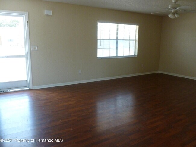 Building Photo - 5330 Springwood Rd