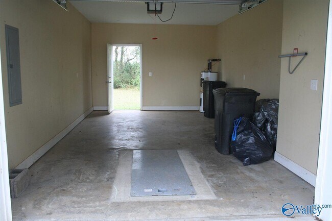 Building Photo - 5361 Bay Village Dr