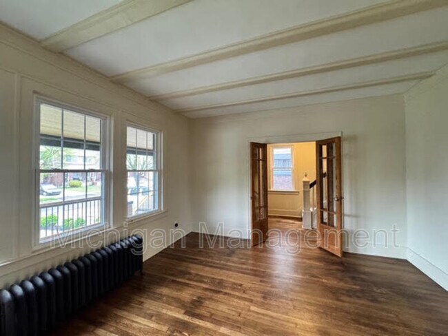 Building Photo - 7359 Kipling Ave