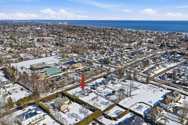 Building Photo - 107 Grant Ave