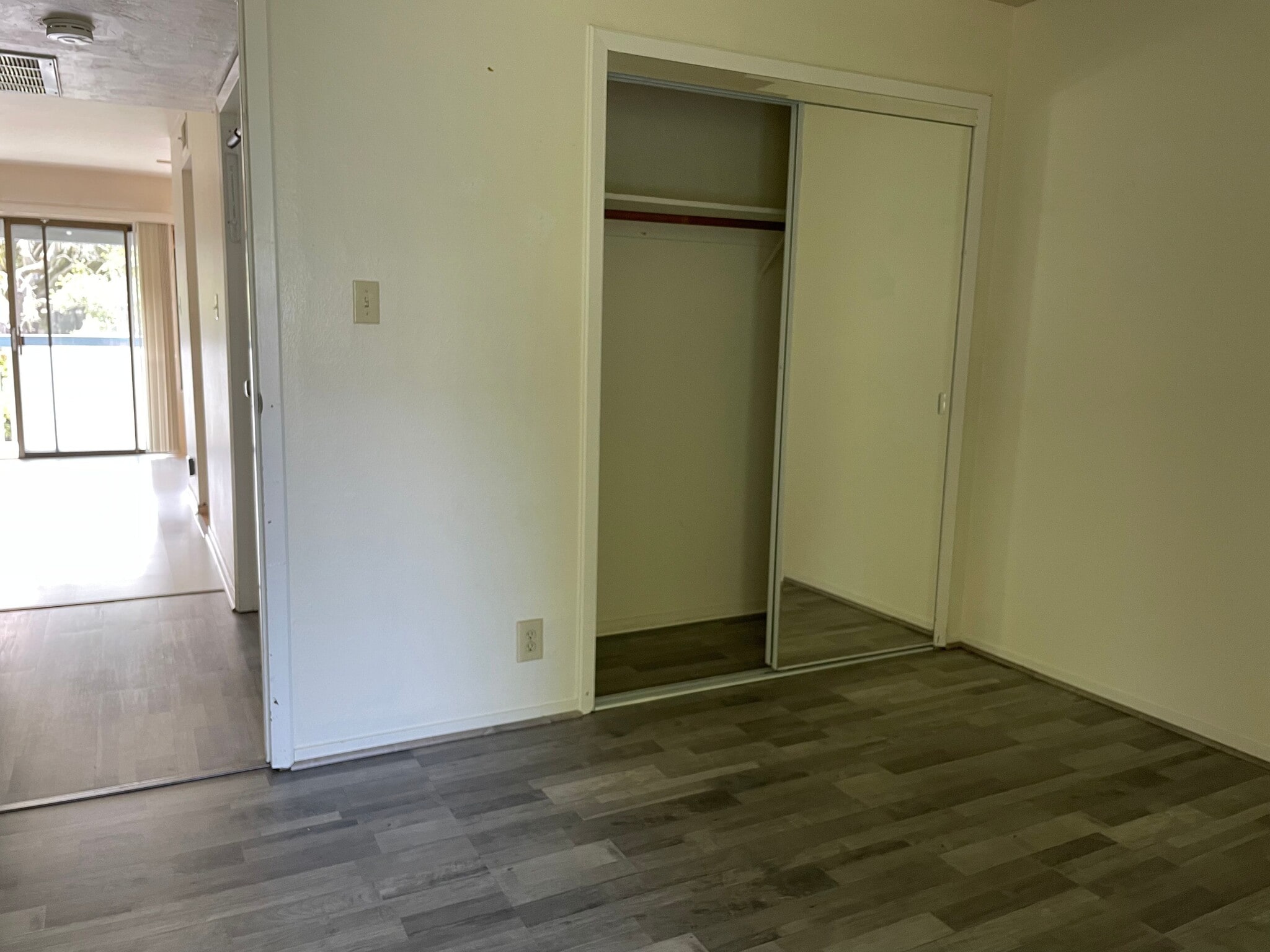 Bedroom - 1925 46th Ave