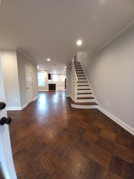 Building Photo - 6127 N Fairhill St