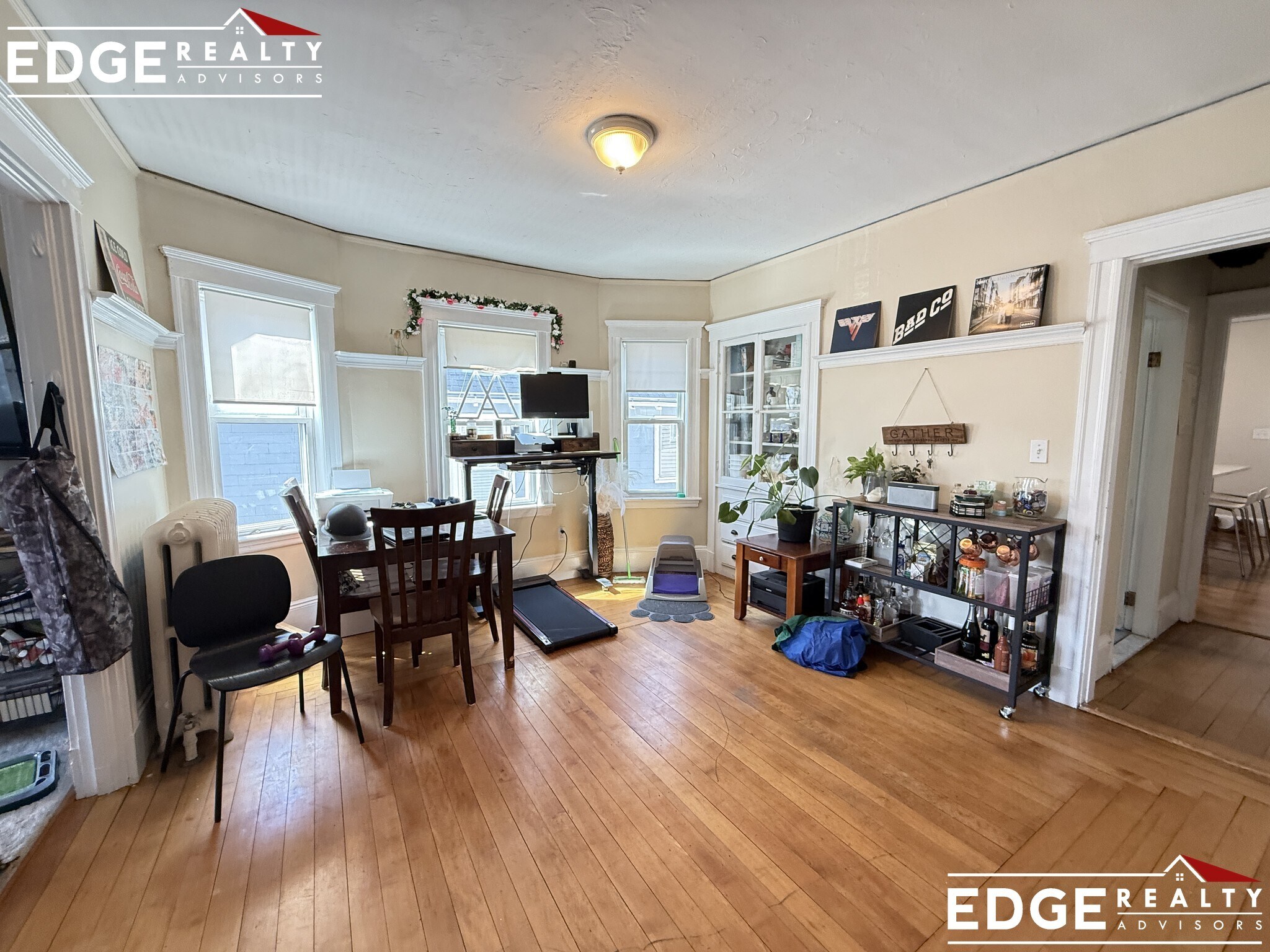 Building Photo - 37 Atkins St