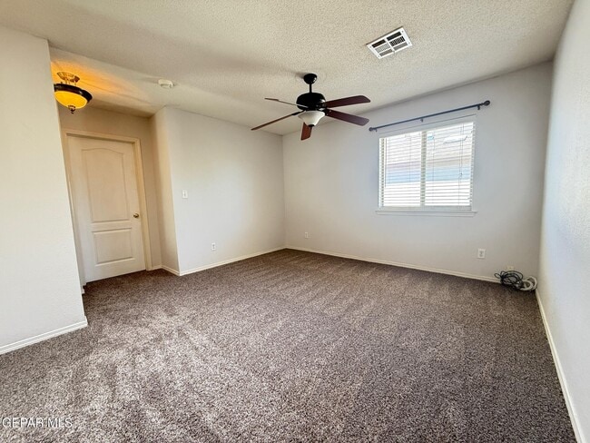 Building Photo - 14057 Tierra Delfin Dr
