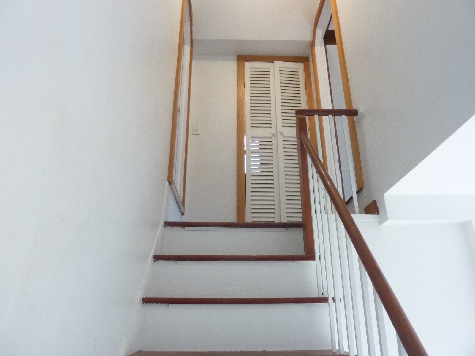 stairs and closet - 61 Christian St