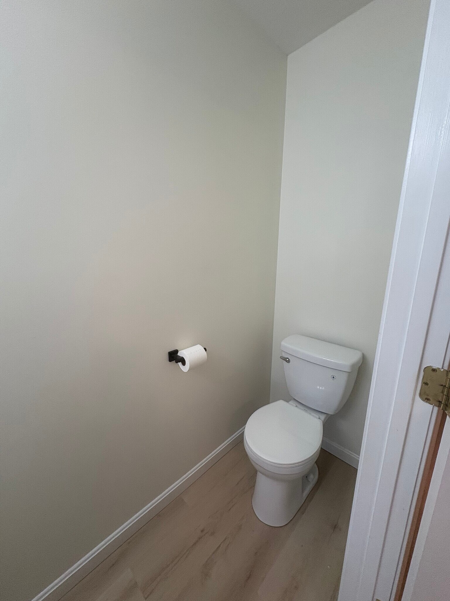 Half Bath - 1434 Ohio St