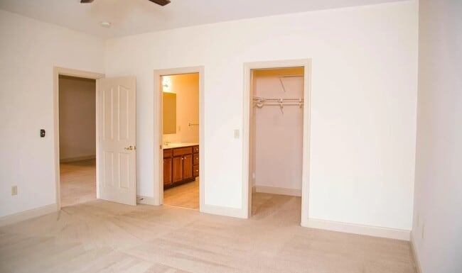 Building Photo - 2157 Bordeaux Court