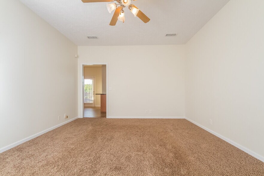 Building Photo - 3505 Perlino Dr