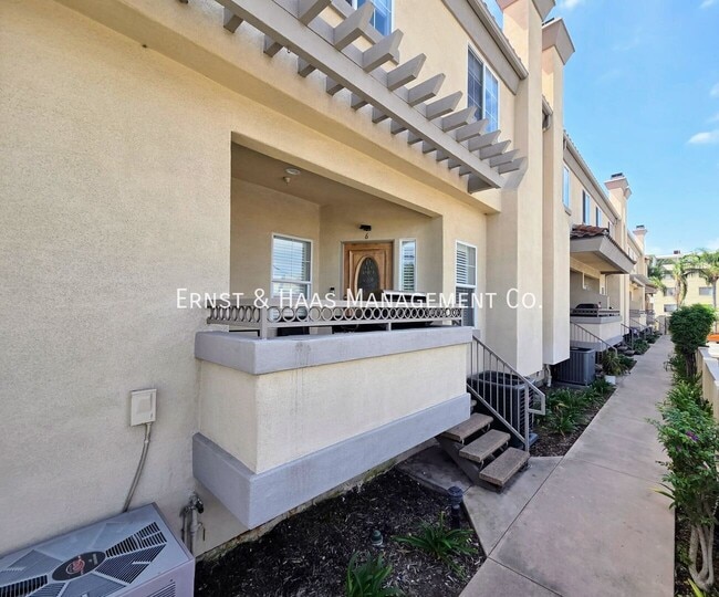 Building Photo - 3546 Linden Ave