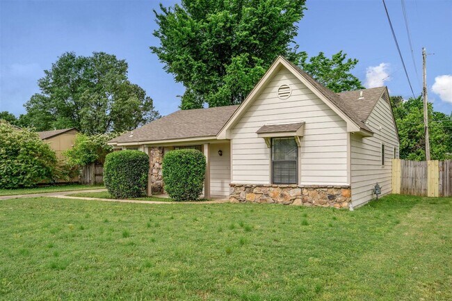 Building Photo - 7268 Country Side Rd