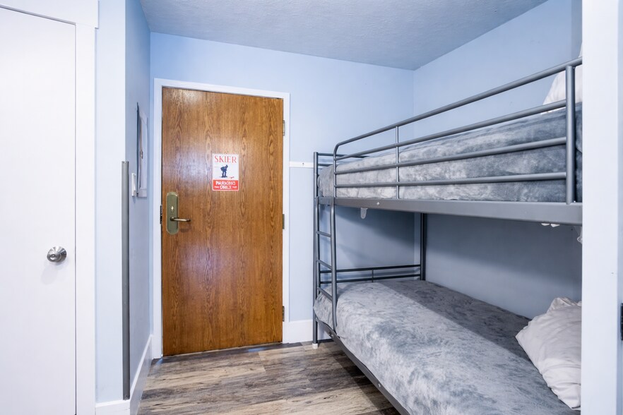 Bunk Beds for guests or extra storage space - 45 Beeler Pl