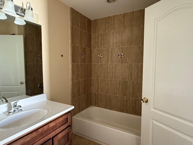 Building Photo - 4246 Dorel Dr