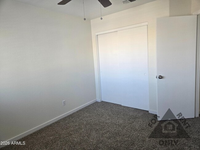 Building Photo - 4025 E Coolbrook Ave