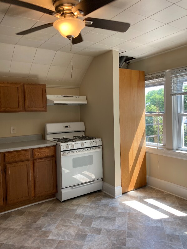 Building Photo - 1038 Overlook Ave