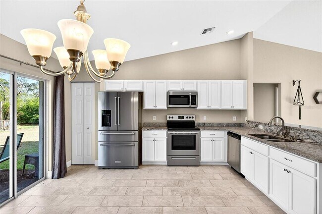 Building Photo - 501 Marion Oaks Golf Rd