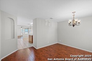 Building Photo - 342 Fontana Albero